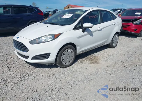 2018 Ford Fiesta S z USA, uszkodzony, nr VIN 3FADP4AJ2JM113691